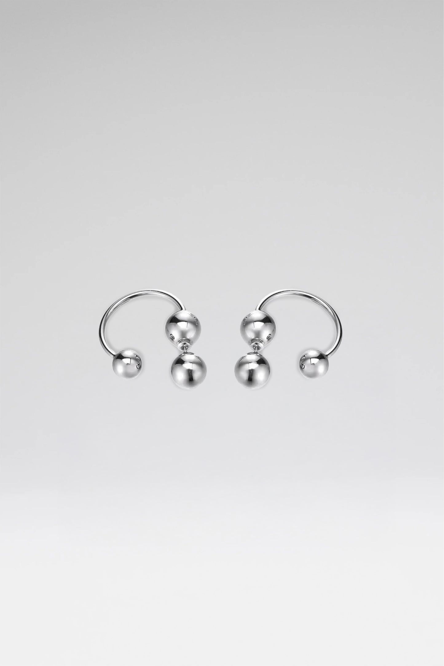 Retro Elegance Drop Earrings